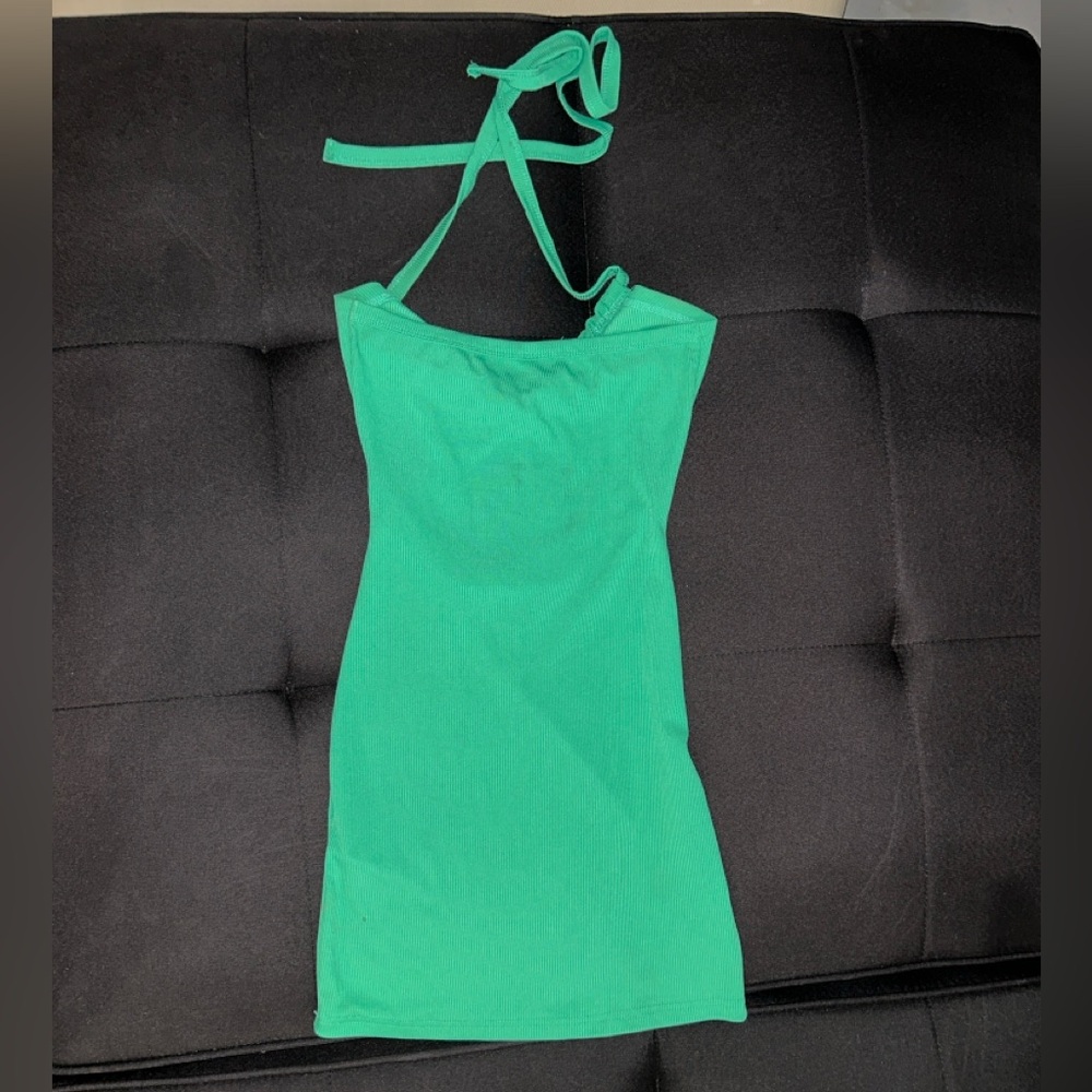 SHEIN Vibrant Green Halter Dress - Picture 2 of 3